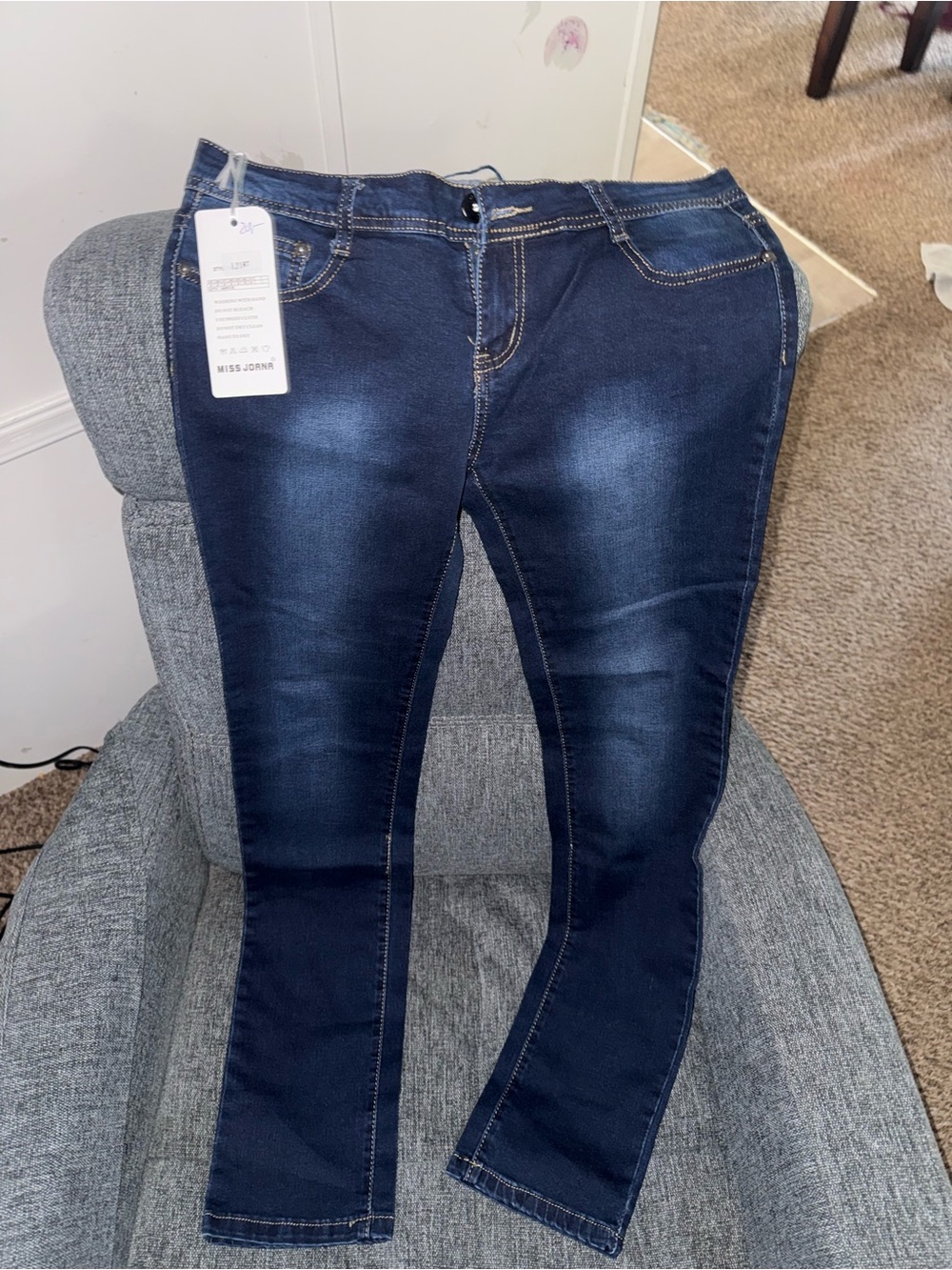 Miss Joana Dark Wash Skinny Jeans Size 30 / US 10 NWT